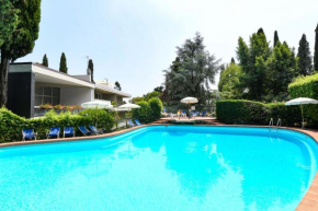 Gardagate - Residenza Villa Alba Gardone Riviera